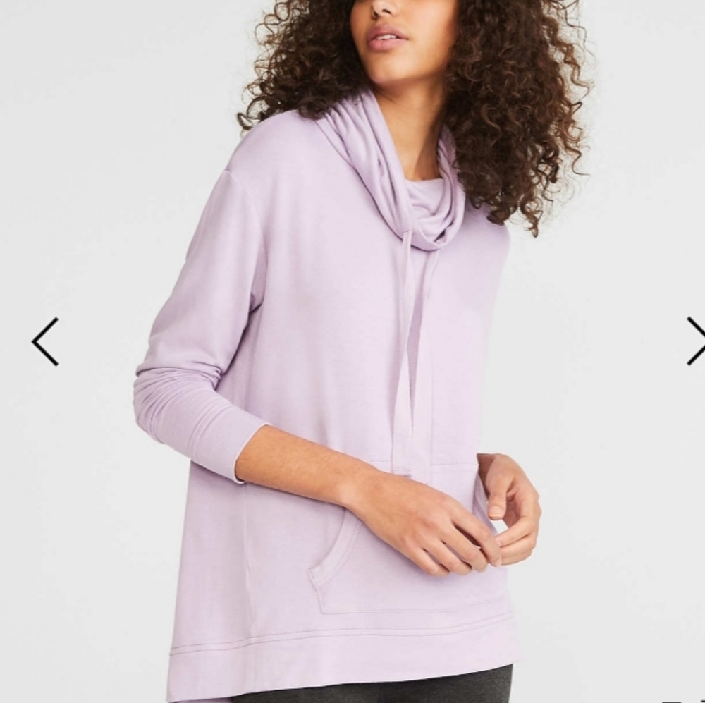 Lou and Grey Light Pocket Cowl Top